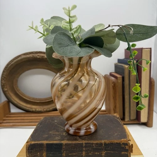 Vintage Fenton Glass Caramel White Swirl Ruffled Cameo Vase