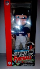 Rara bambola vichinga "Sei pronta per un po' di calcio?" Hank Williams Jr nuovo con scatola