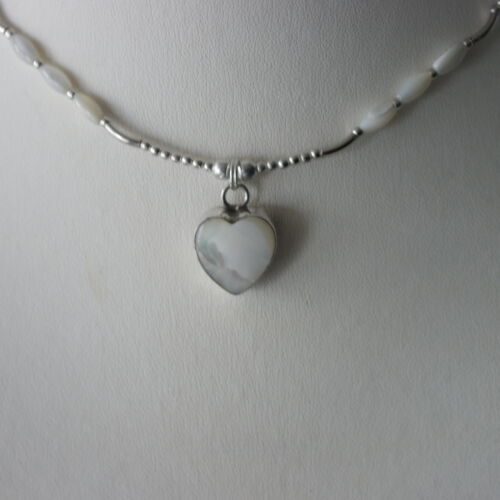 Beautiful Necklace With Silver And Mother Of Pearl 15" Inc.Long + Pendant - Picture 2 of 10