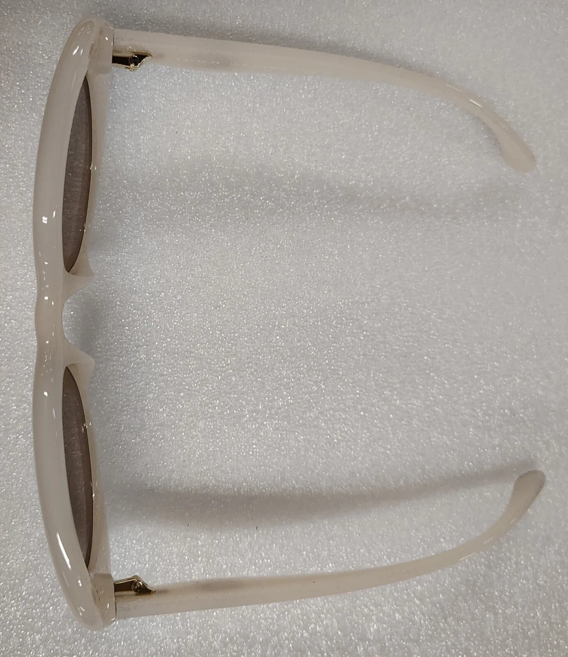 Coach Women's Hc8391u Pillow Tabby Universal Fit Oval Sunglasses Foto 3 de 4