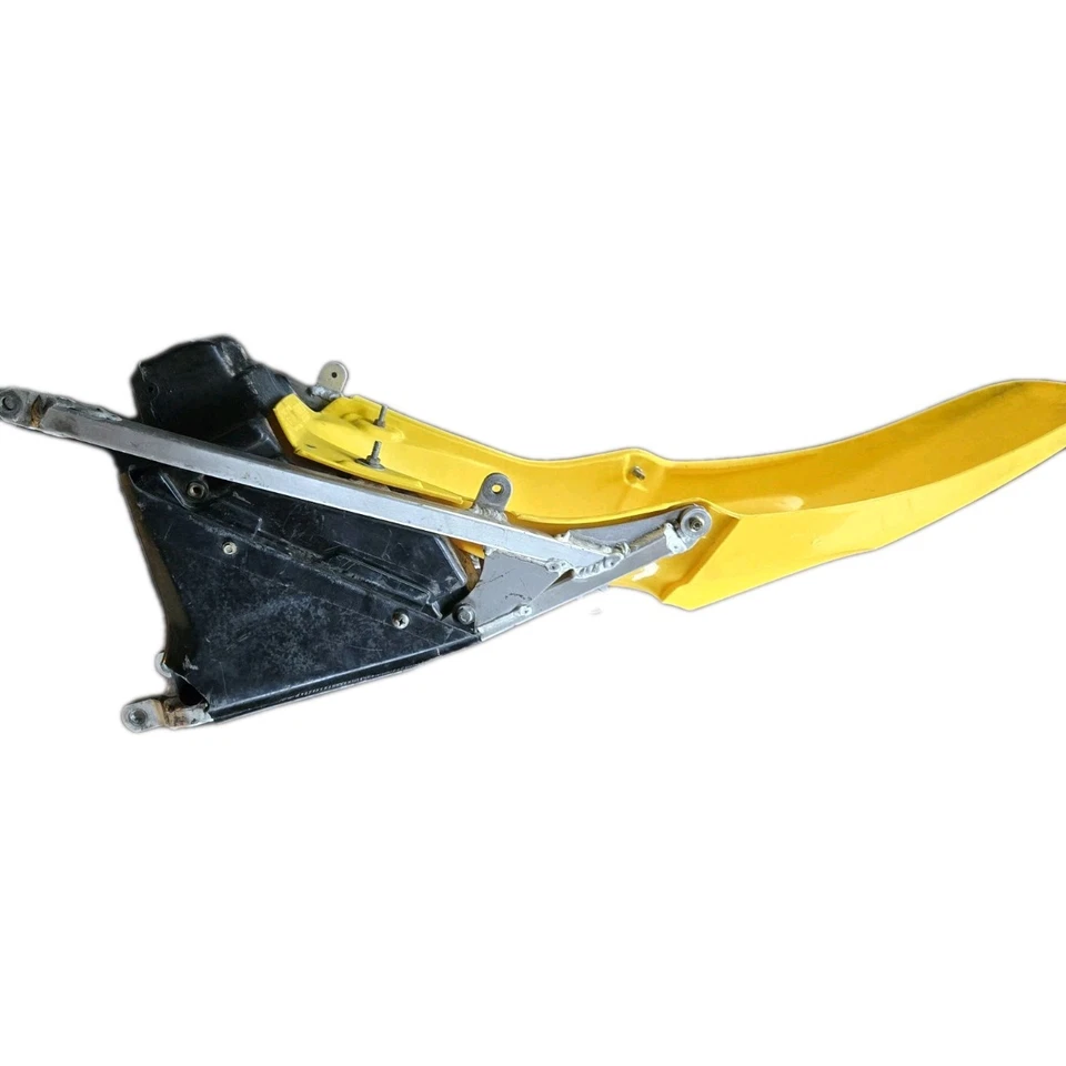 Suzuki Rm250 Rear Fender with Airbox Assembly And Subframe - Image 2 of 2