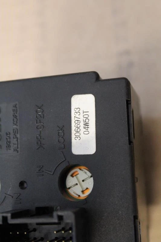 Interruptor de faros Volvo S40 2005 2006 2007 2008 2009 2010 2011 30669733 Foto 3 de 4