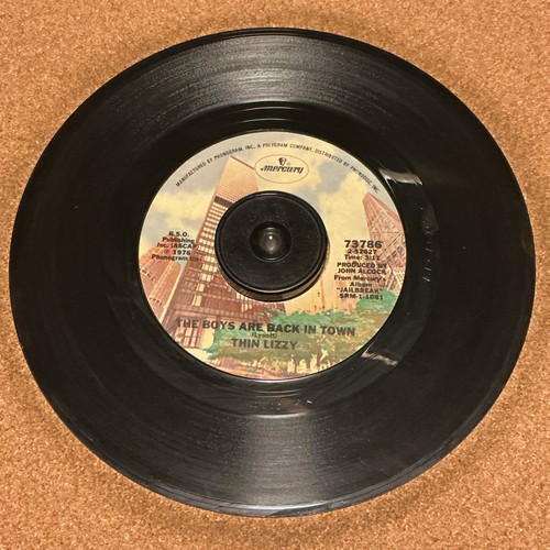 Thin Lizzy 45RPM "The Boys Are Back In Town/Jailbreak" 1976 70s Classic Rock 7"