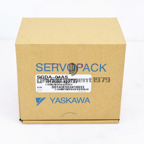 ONE New Yaskawa SGDA-04AS Servo Drive - Picture 1 of 4