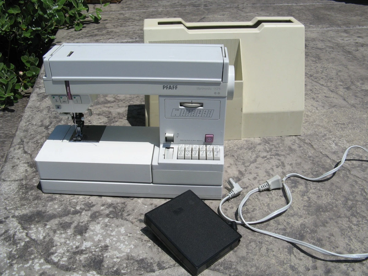 Pfaff Tiptronic 1171 Sewing Machine Outfit, 55 OFF