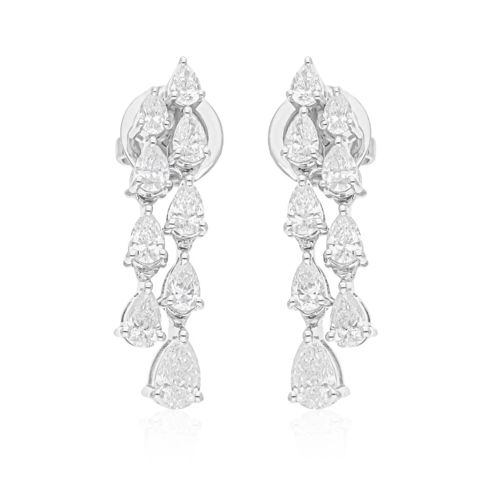 Pendientes colgantes con araña de diamantes cultivados en laboratorio de pera de oro blanco de 14 k para promesa Foto 2 de 4