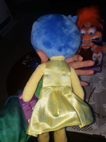 Disney Pixar Inside Out JOY 9" Plush NEW - Picture 2 of 2