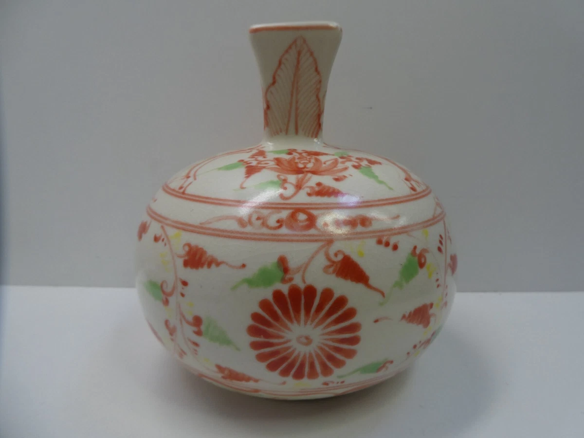 VINTAGE HAND PAINTED CHINESE FLORAL POTTERY VASE