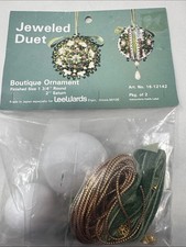VINTAGE LEEWARDS JEWELED DUET PUSH PIN CHRIST...