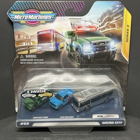 Micro Machines Series 2 Micro City #06 Silver Chrome Bus Chase On Card