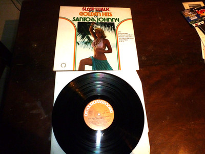 LP SANTO & JOHNNY SLEEP WALK AND OTHER GOLDEN HITS / PRODUZENTEN ASS / 1976 GER.