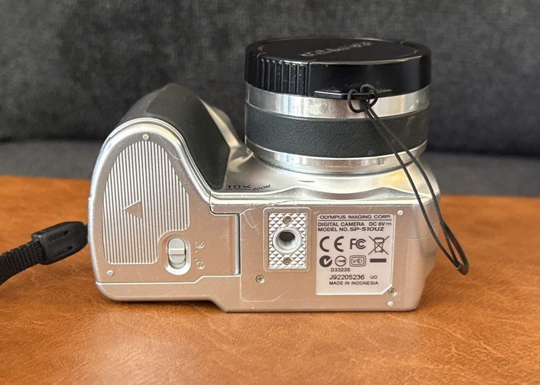 Olympus SP Series SP-510 UZ 7.1MP Digital Camera - Silver