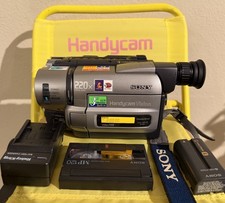 Sony Handycam CCD-TRV75 NTSC Hi8 Camcorder w/Nightshot TESTED WORKING  