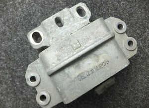 Audi  Seat Skoda VW  Motorlager Getriebelager 1K0199555N / 1K0 199 555 N