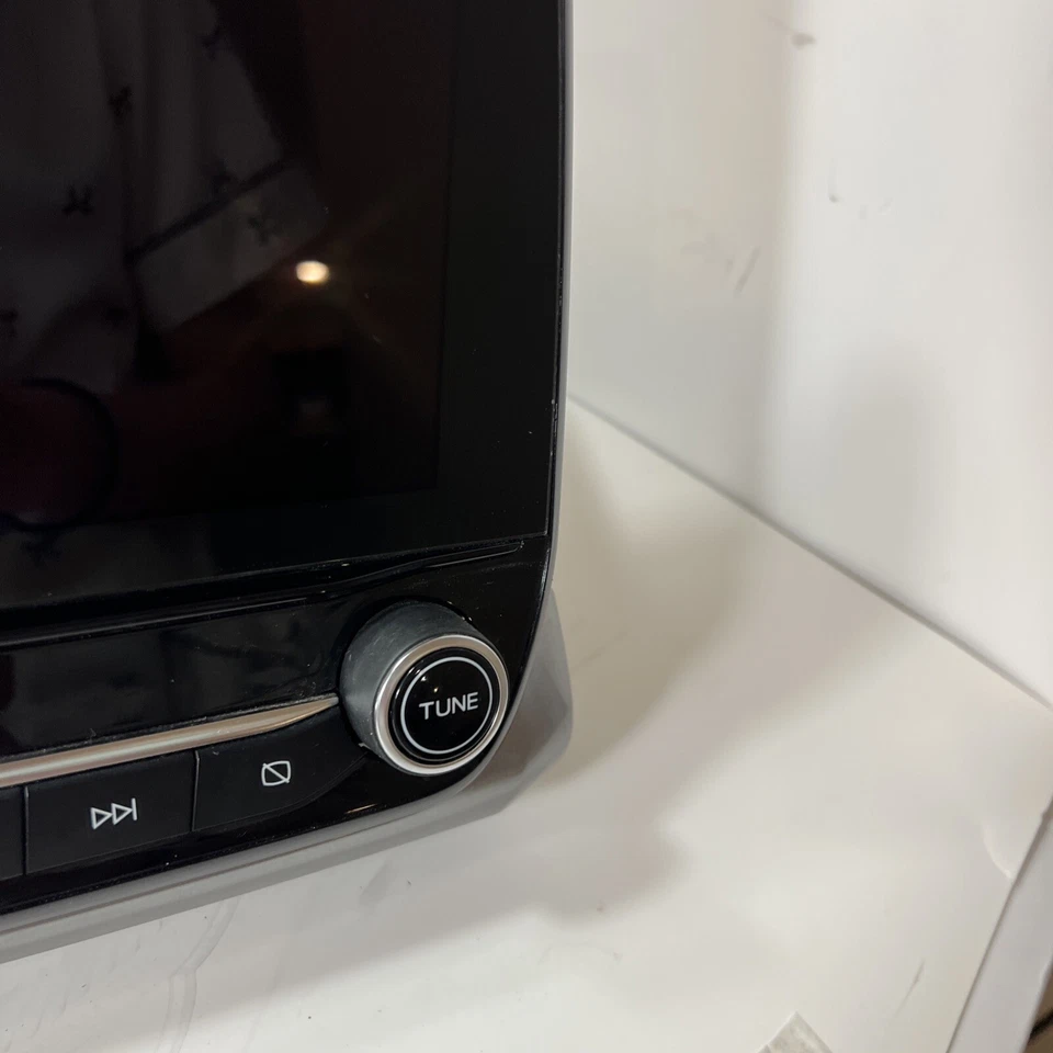 2018 FORD ECOSPORT SYNC 3 RADIO INFORMATION DISPLAY SCREEN OEM H1BT-14G371-CEC - Imagem 4 de 4