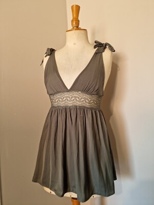 ETAM: TOLLE TANKTOP BLUSE PEPLUM KHAKI MIT SPITZE ETAM LINIE DESSOUS