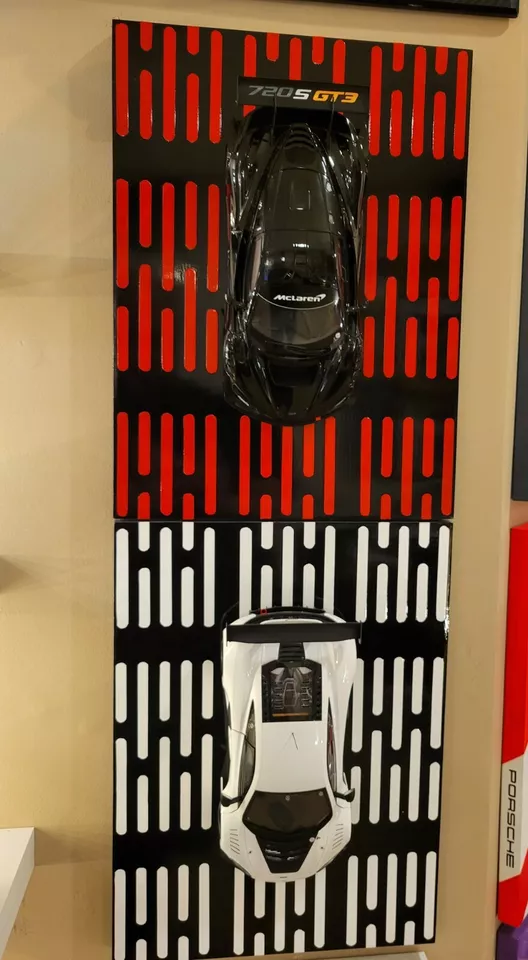 Mclaren 720s GT3 AUTOART 1/18 Wall Art Star Wars Themed Model Mount - Image 4 of 4