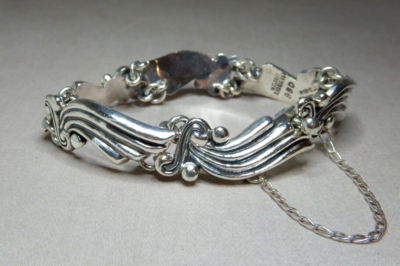 VINTAGE MEXICAN 950 STERLING SILVER BRACELET BY MELESIO RODRIGUEZ 