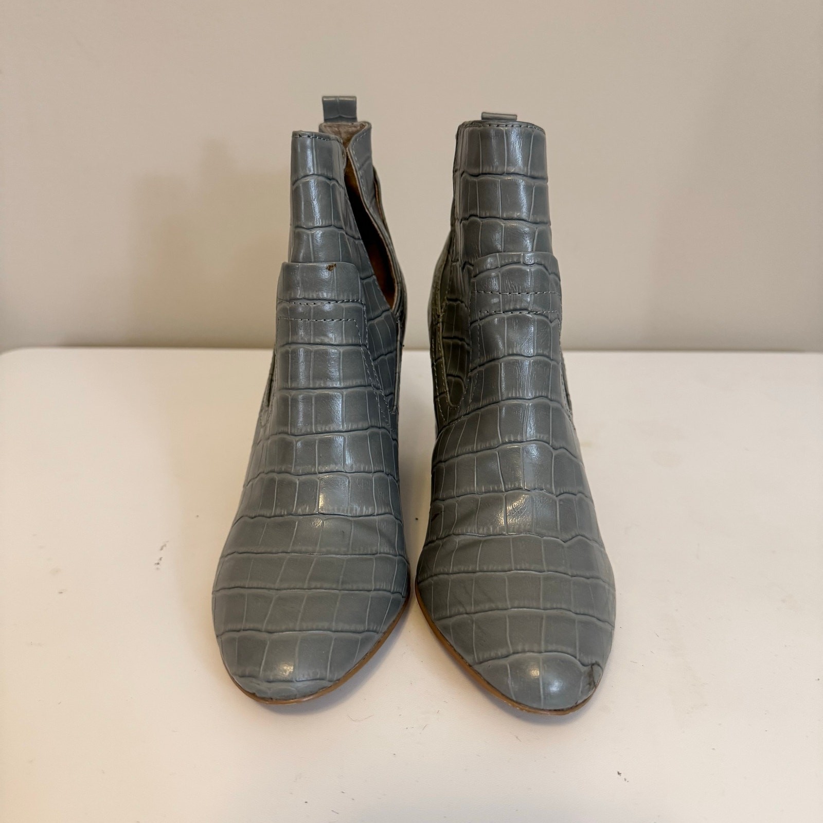 Steve Madden Ankle Boots Size 6M Gray Bohemian Ro… - image 2