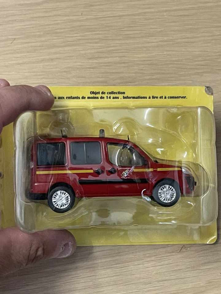 FIAT DOBLO VLCDG BAS-RHIN N°62 MARINS POMPIERS Marseille 1/43éme IXO Neuf Boite - Photo 1/4