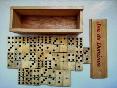 ANCIEN jeu de dominos en ébène et os complet - Photo 1/4