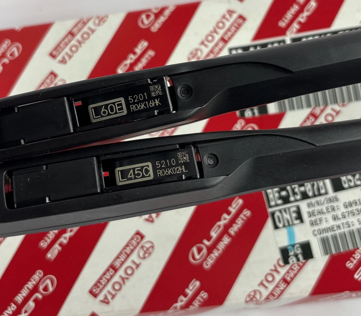 Genuine OEM Toyota Lexus Front Wiper Blades Set LH RH 85222-53090 85212-53100 photo 3