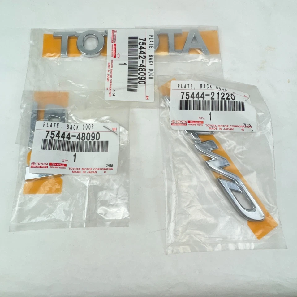 Conjunto de placa de identificação emblema traseiro Toyota Highlander 4WD V6 fabricante de equipamento original 2008 - 2010 75442-48090 - Imagem 2 de 4