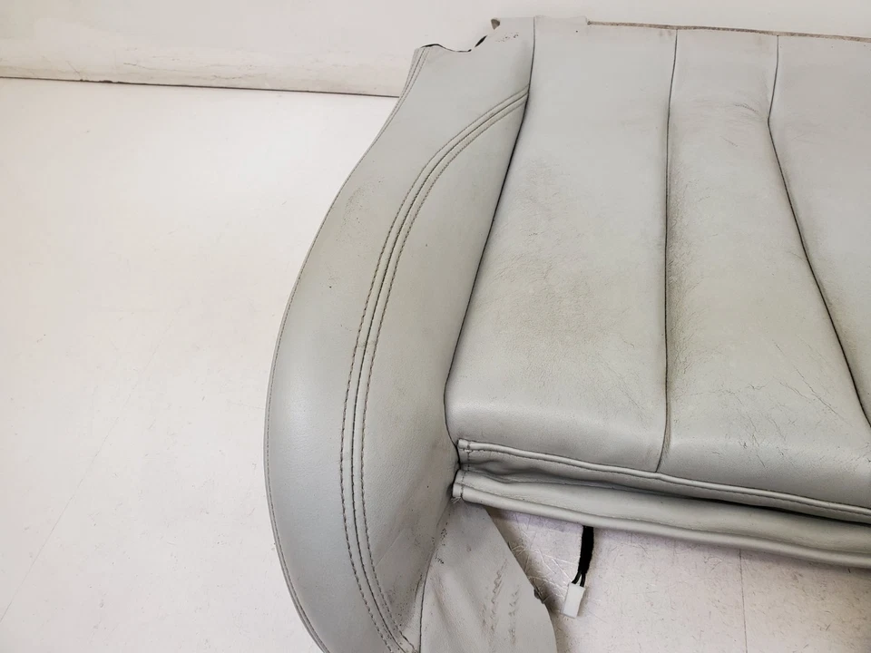 ✅ 15-20 原始设备制造商宝马 F83 M4 前驱动座椅下靠垫皮革银石 * — 第 4/4 张图片