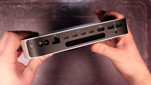 Apple Mac Mini (256GB SSD, M2 8 Core CPU, 8 GB RAM)