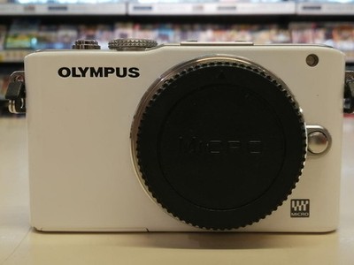 OLYMPUS E-PL3 Mirrorless -Lens Camera Body