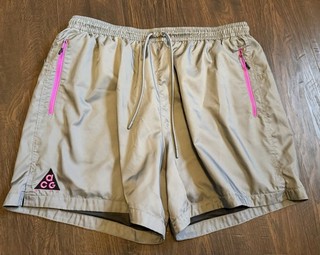 Pantaloncini Nike ACG grigi! (uomo XXL)
