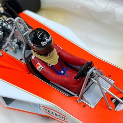 MINICHAMPS 1/18 McLaren Ford M23 James Hunt #11 1976 530761811