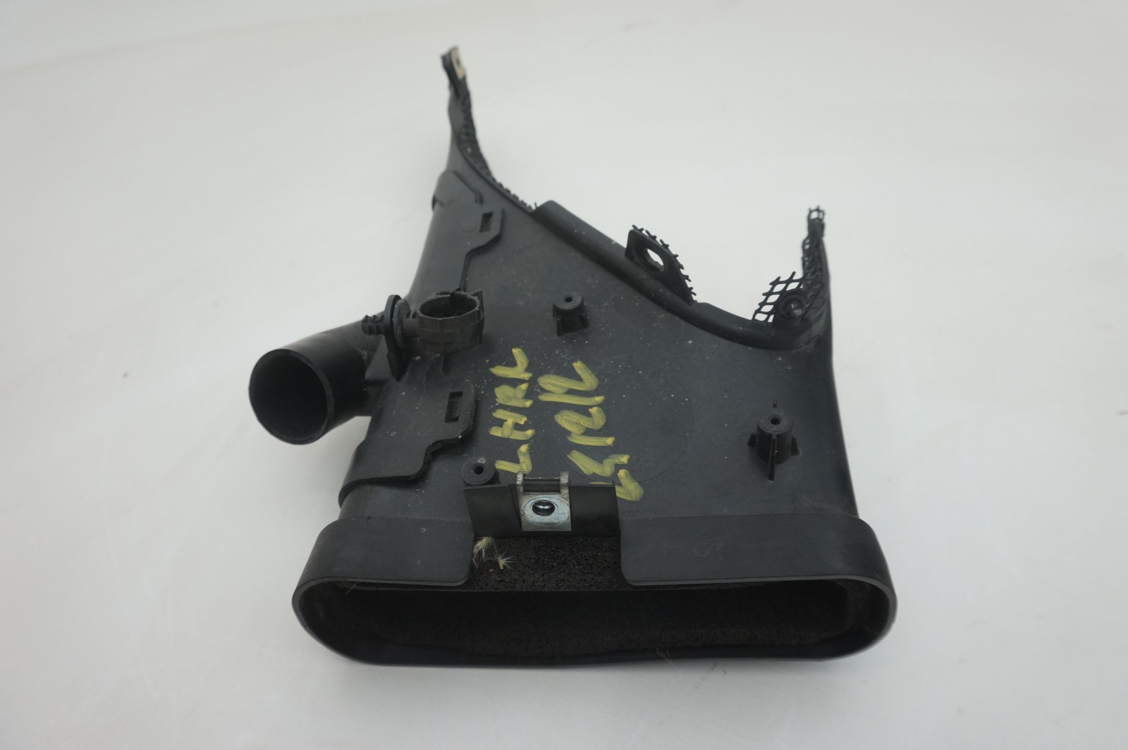 Rear Left Driver Side Air Intake Duct OEM 86687700 Ferrari 488 Spider 2017
