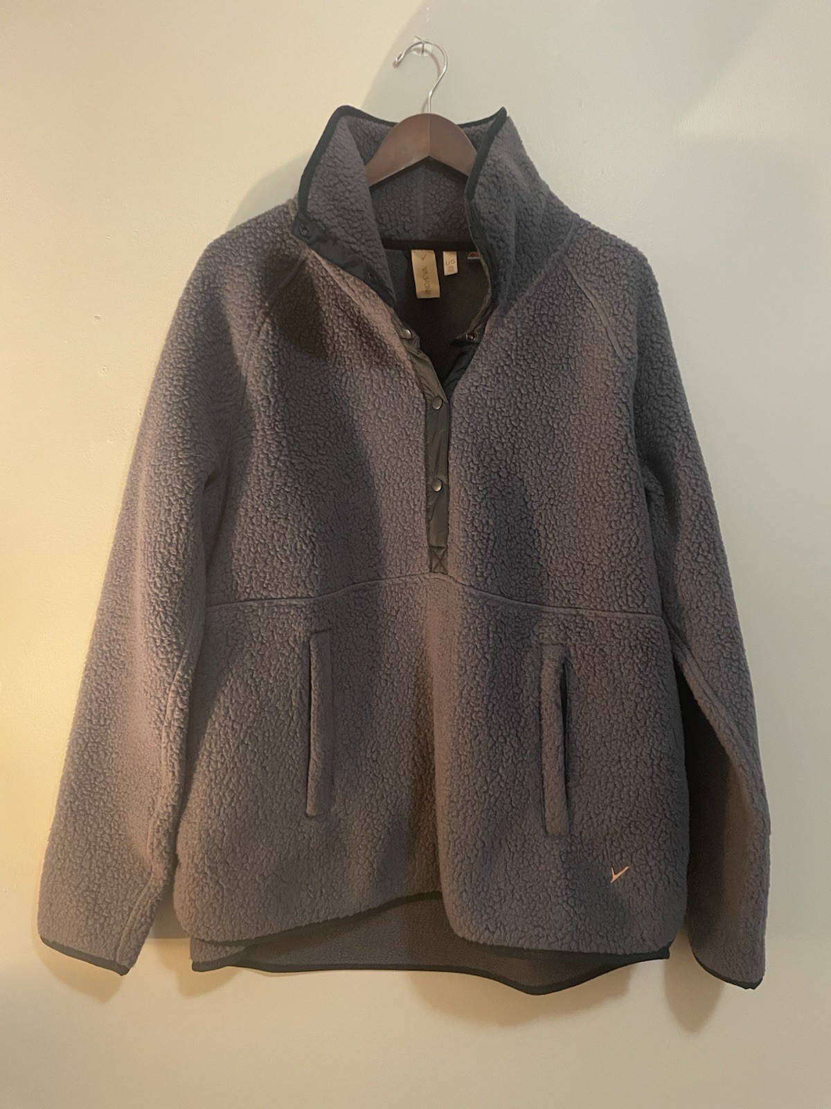 Indyeva Polartec Gray Snap Button Collared Mid-Le… - image 1