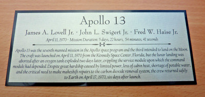 APOLLO 13 Plakette Jim Lovell - John Swigert - Fred Haise NASA 17,7x7,7cm NEU