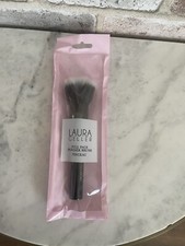 LAURA GELLER Full Face Powder Makeup Brush with Wooden Handle in Midnight Bla...