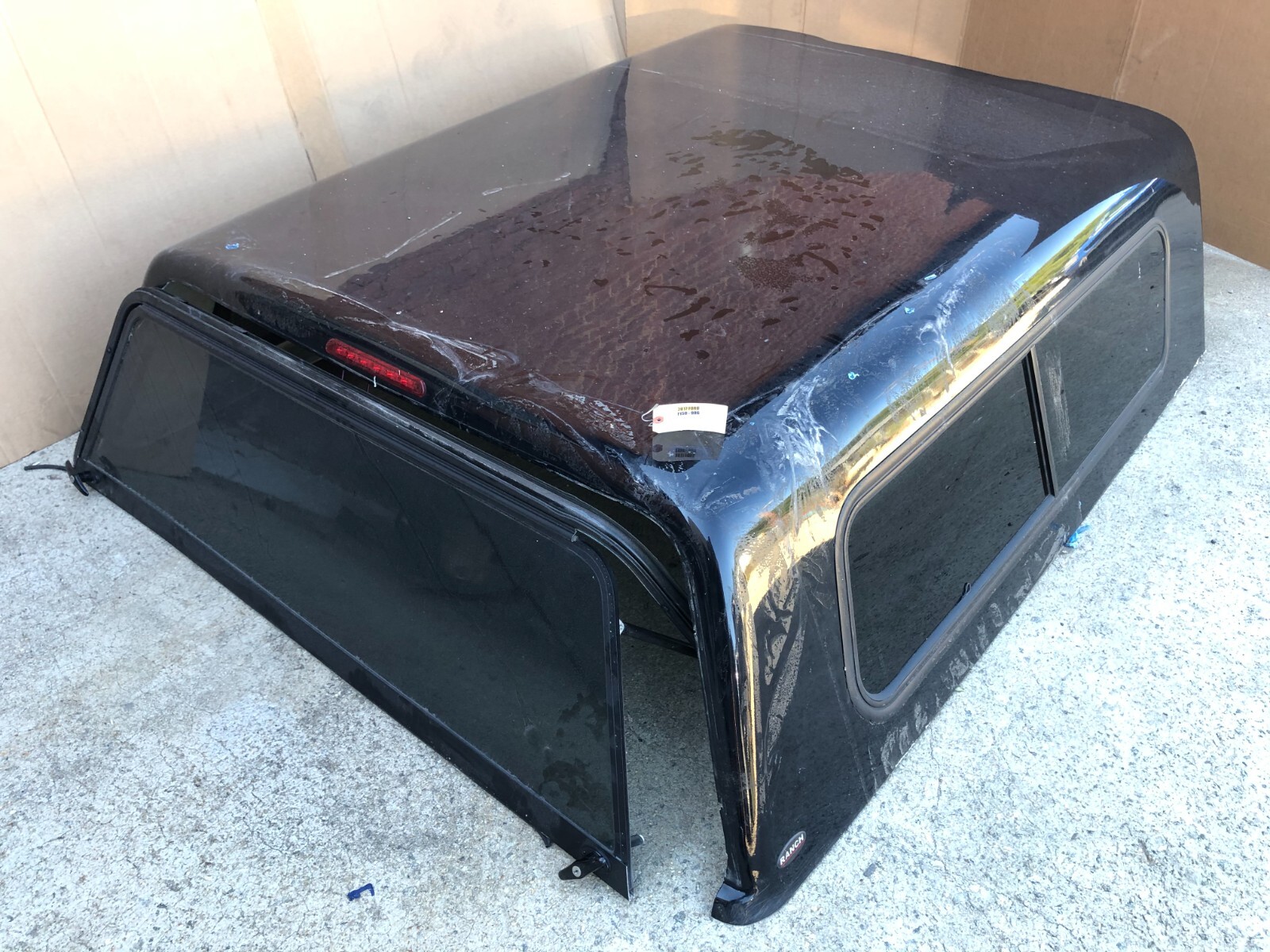 20152019 FORD F150 6.5 FEET TRUCK BED CAMPER SHELL DAMAGED LOCAL