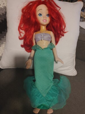 2003 Ariel Little Mermaid Doll Talks Works 18'' Front Torso Has Darkened