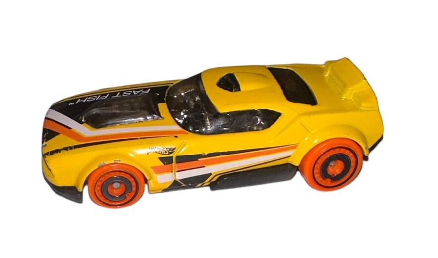 Hot Wheels Yellow Fast Fish #03 D47 L9929 Made in Malaysia