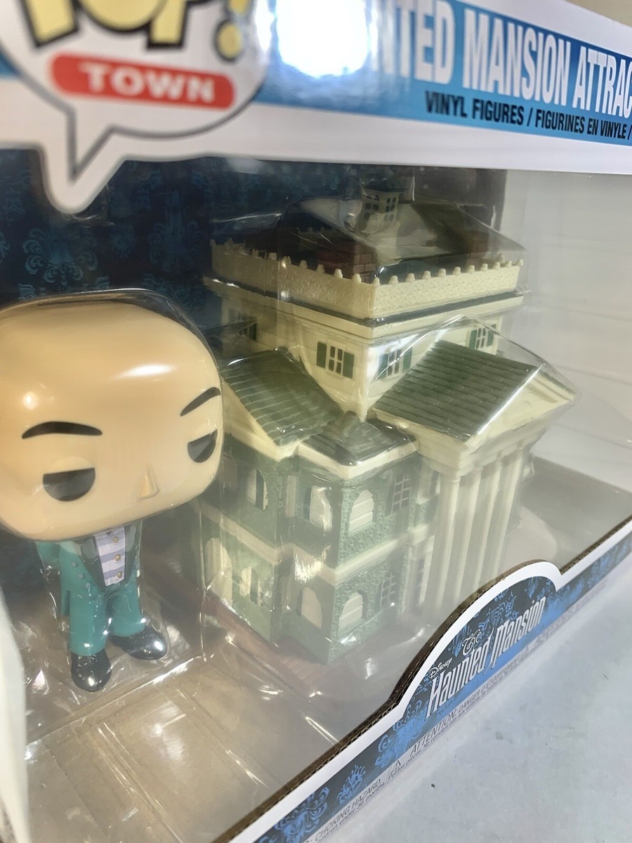 PoP! Town Funko Haunted Mansion Attraction & Butler #19 Disney