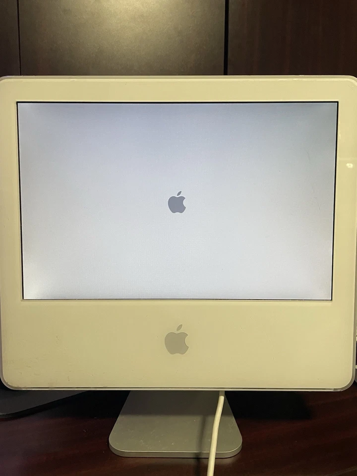 Apple iMac G5 17" A1058 Tested & Works PowerMac 8,1 DVD ROM 60GB 1.6 GHz - Image 2 of 4