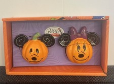 NEW! Disney Mickey & Minnie Pumpkin Halloween Salt & Pepper Shakers ~Fall Decor