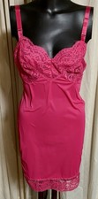 Women  s Rogers Pink Full Slip Lace Bust Adjustable Straps Sz 32  Average  VTG