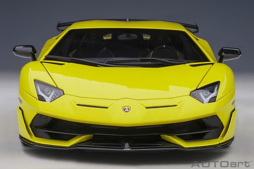 AUTOart 1/18 Lamborghini Aventador SVJ Pearl Yellow Finished Product - Picture 5 of 9