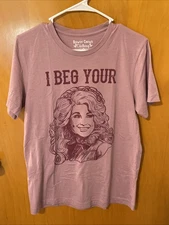 Rowdy crowd clothing I beg your pardon Dolly Parton shirt medium pink