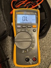 Fluke 116 True RMS Digital Multimeter