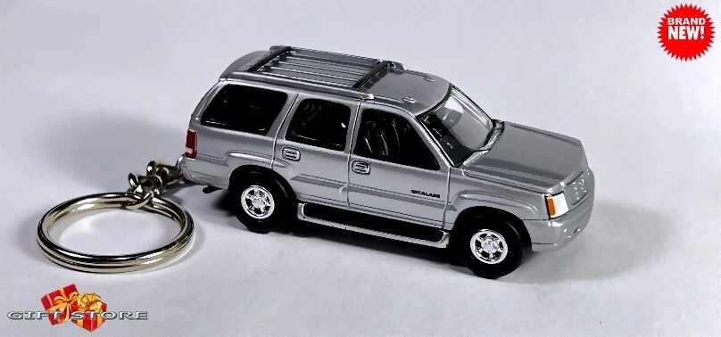 🎁🎁RARE KEYCHAIN SILVER CADILLAC ESCALADE CUSTOM GREAT GIFT or DESK DISPLAY🎁🎁 - Image 3 of 4