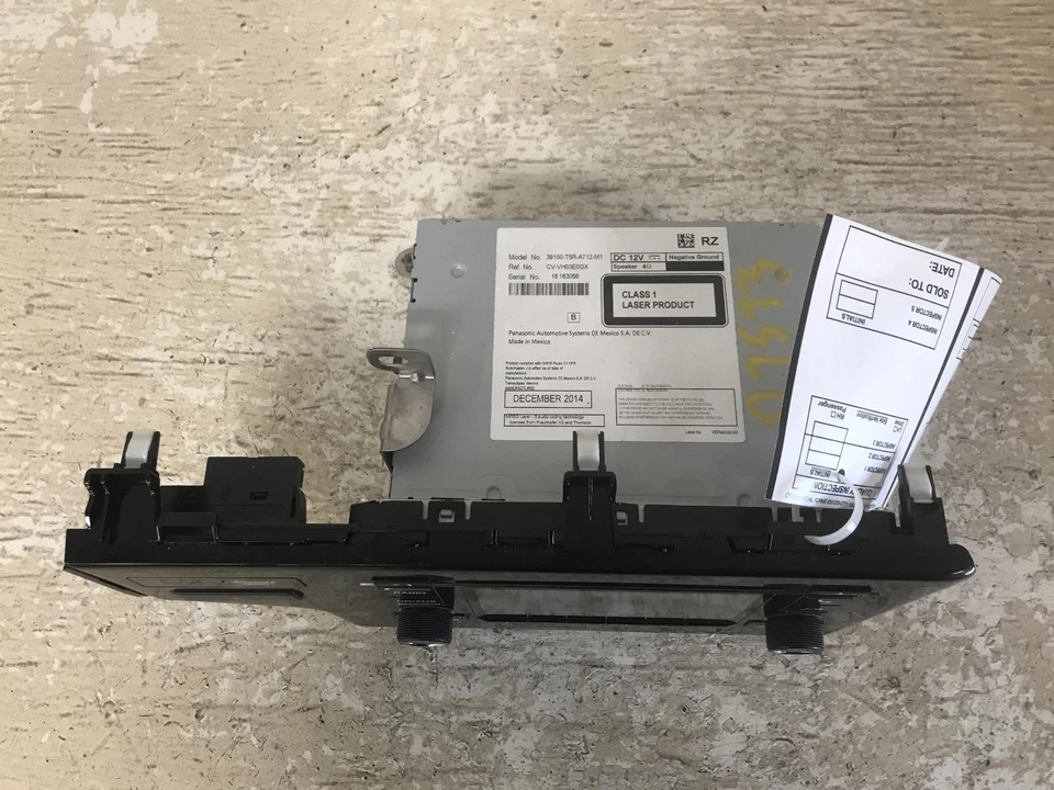 Pantalla de infoentretenimiento usada se adapta a: pantalla y panel de control Honda Fit 2015 5,00``` Foto 2 de 4