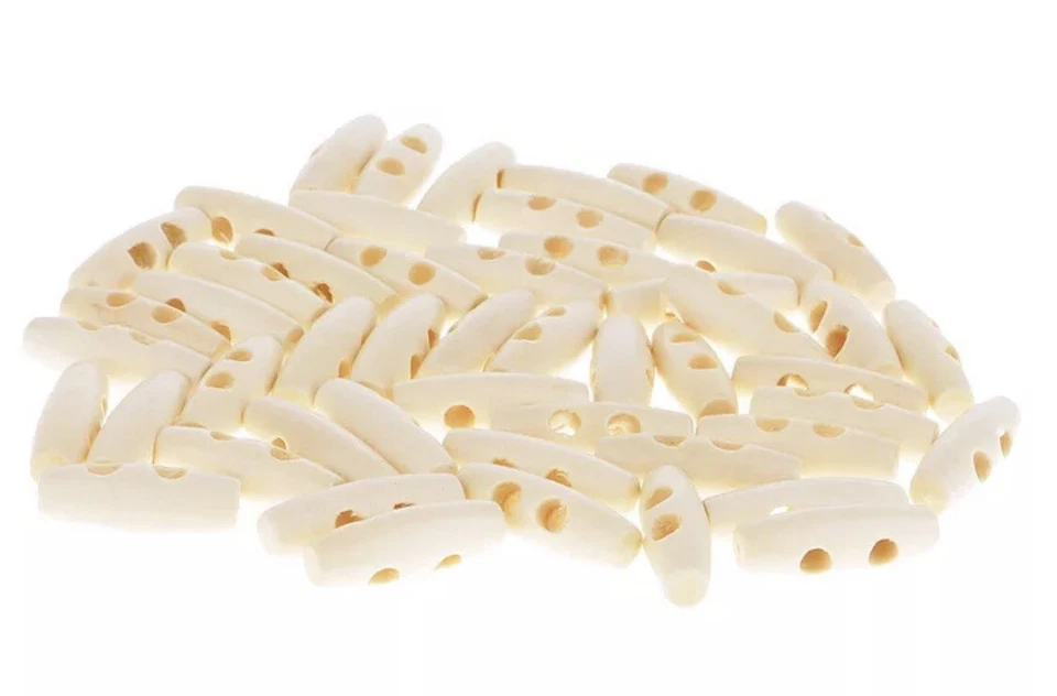 4 X Polished 2 Hole Pale Oak Wooden Toggle Buttons 28.5mm - Image 2 of 4