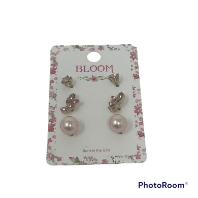 Stud Earrings from the Bloom collection. 3 pair Pink